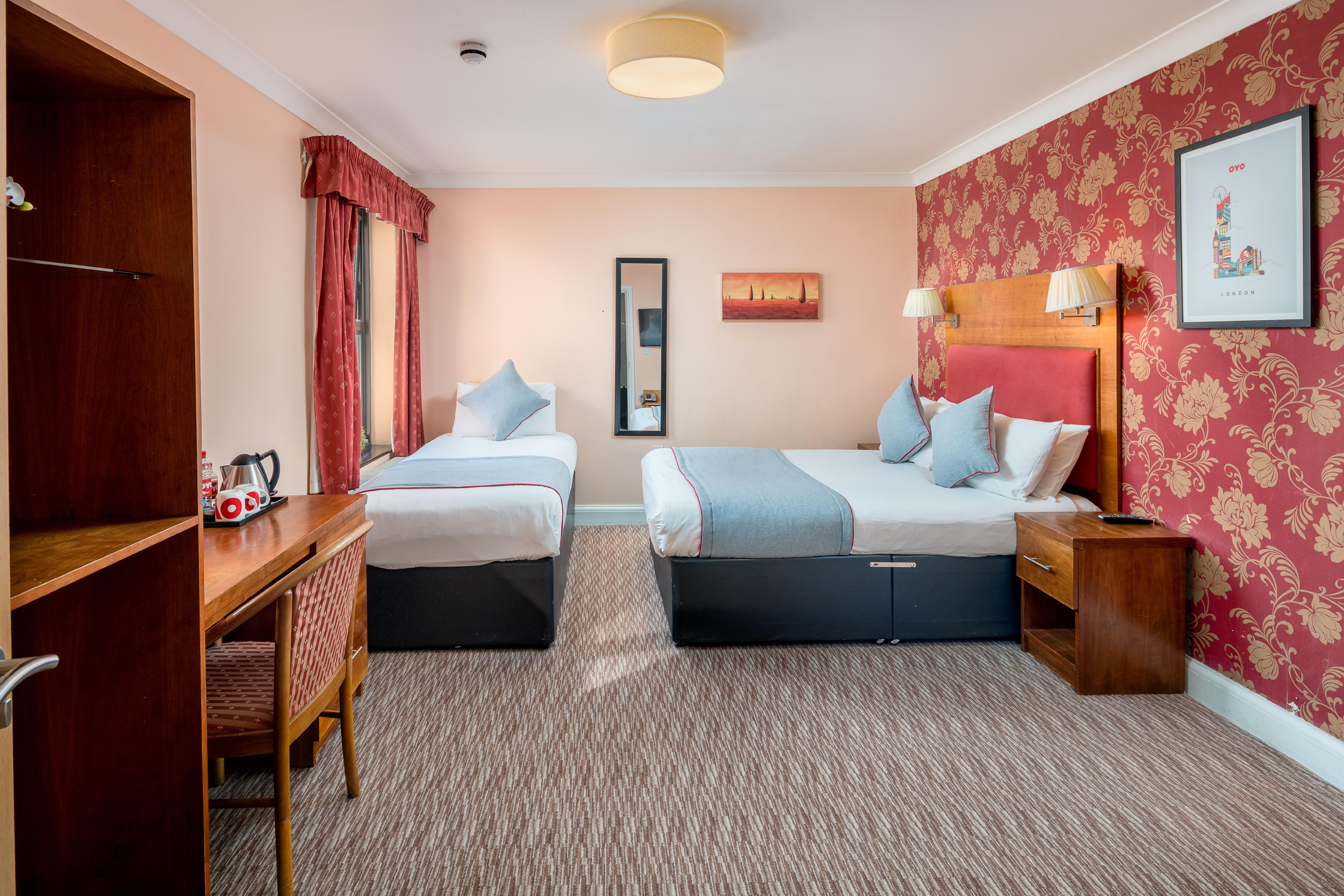 Triple En-Suite Room